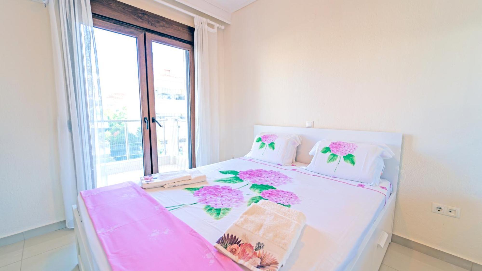 Luxury And Sunny Apartment 250 Mts From The Beach!! Peraía Dış mekan fotoğraf