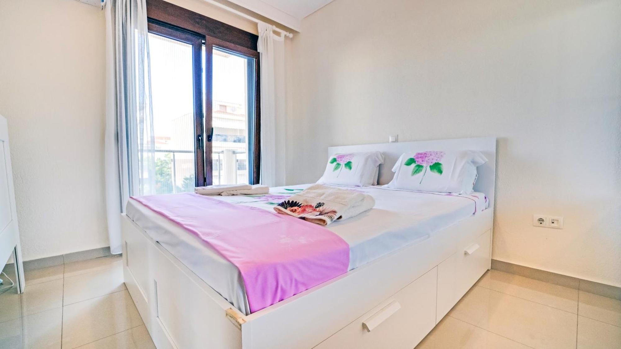 Luxury And Sunny Apartment 250 Mts From The Beach!! Peraía Dış mekan fotoğraf