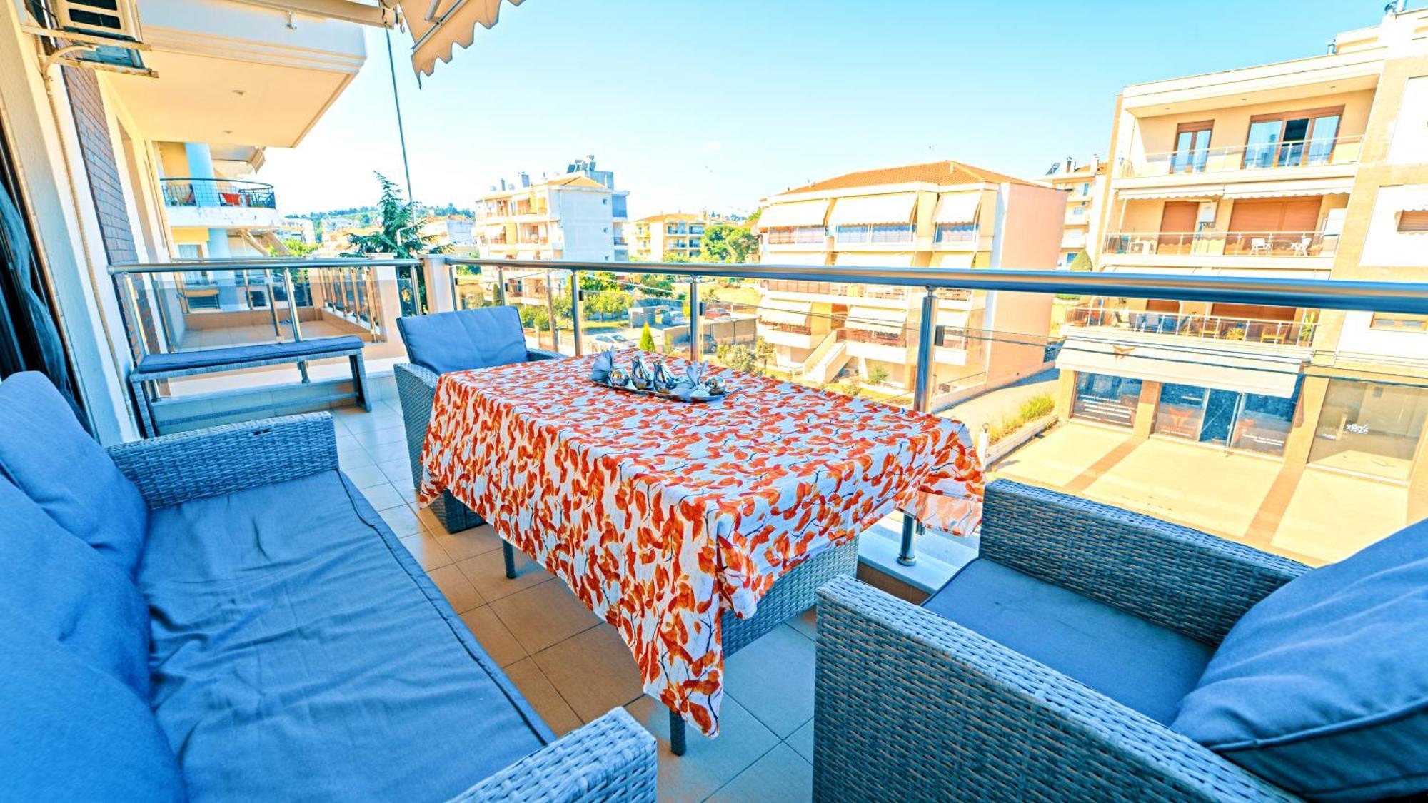Luxury And Sunny Apartment 250 Mts From The Beach!! Peraía Dış mekan fotoğraf