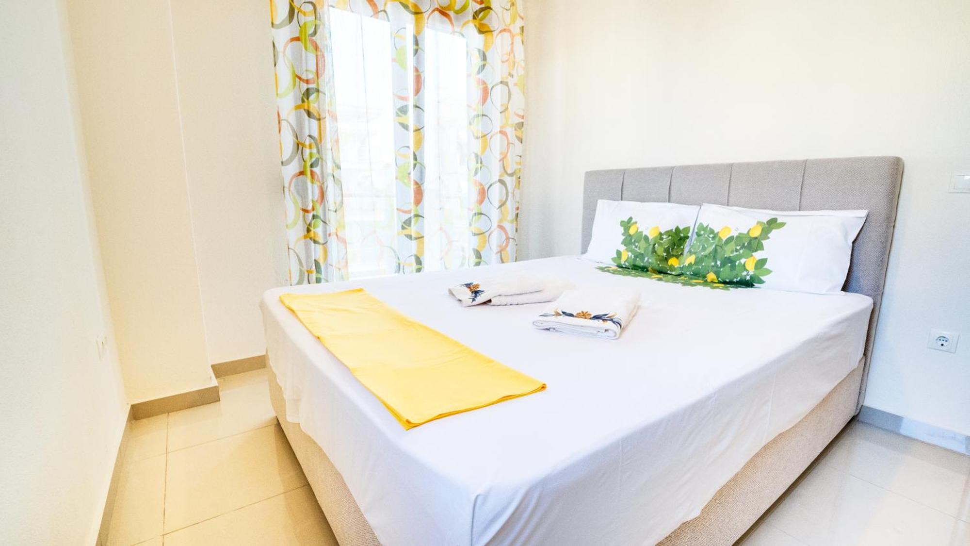 Luxury And Sunny Apartment 250 Mts From The Beach!! Peraía Dış mekan fotoğraf